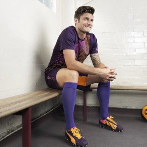 电竞投注平台-VAR再成焦点，曼城点球判罚撕裂英超共识，技术正义何去何从？曼城点球争议撕裂英超共识，VAR技术正义走向何方？